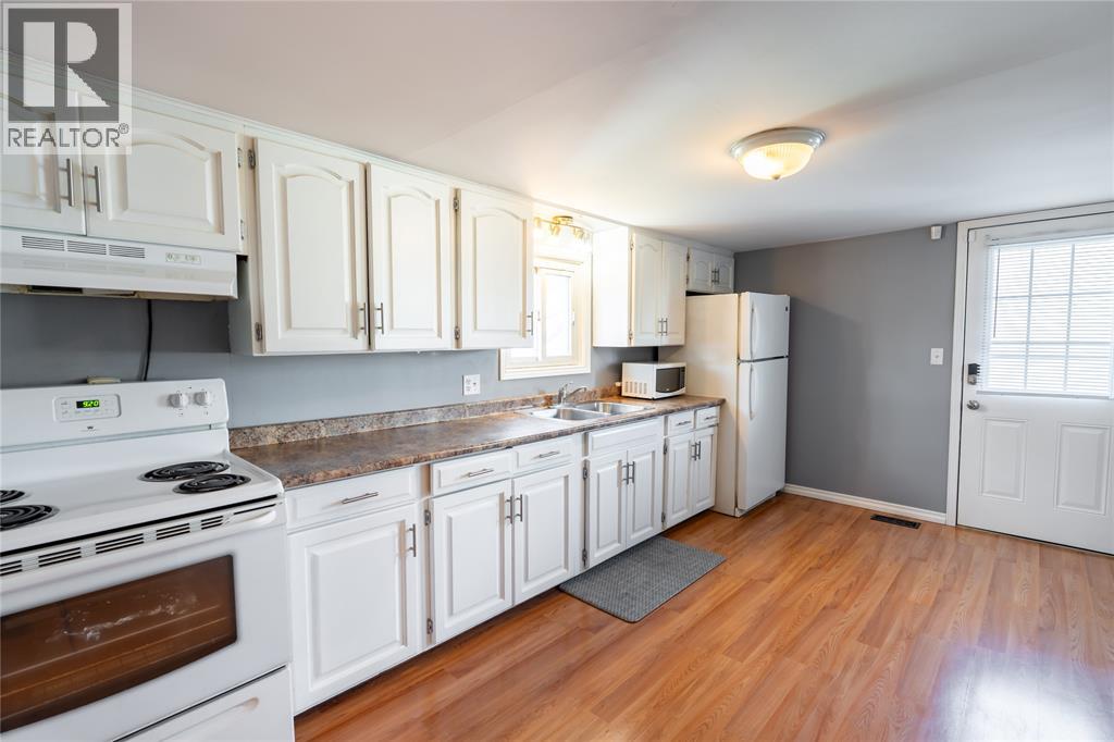 223 King STREET - 11