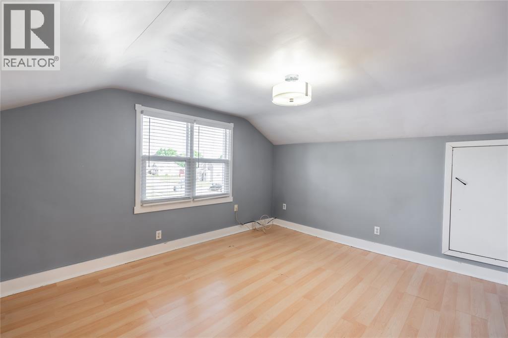 223 King STREET - 20