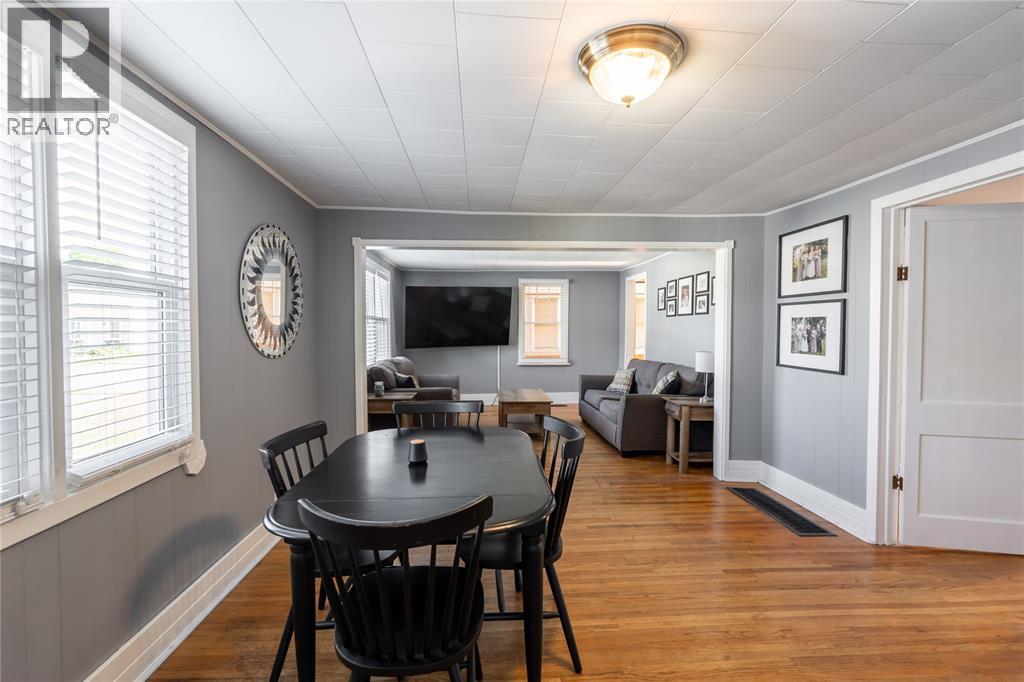 223 King STREET - 9
