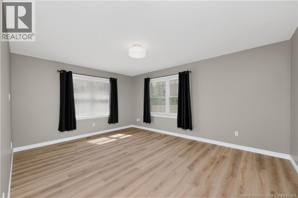 13 Maple Street - 20