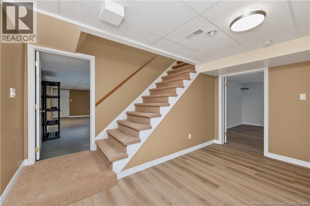 13 Maple Street - 33