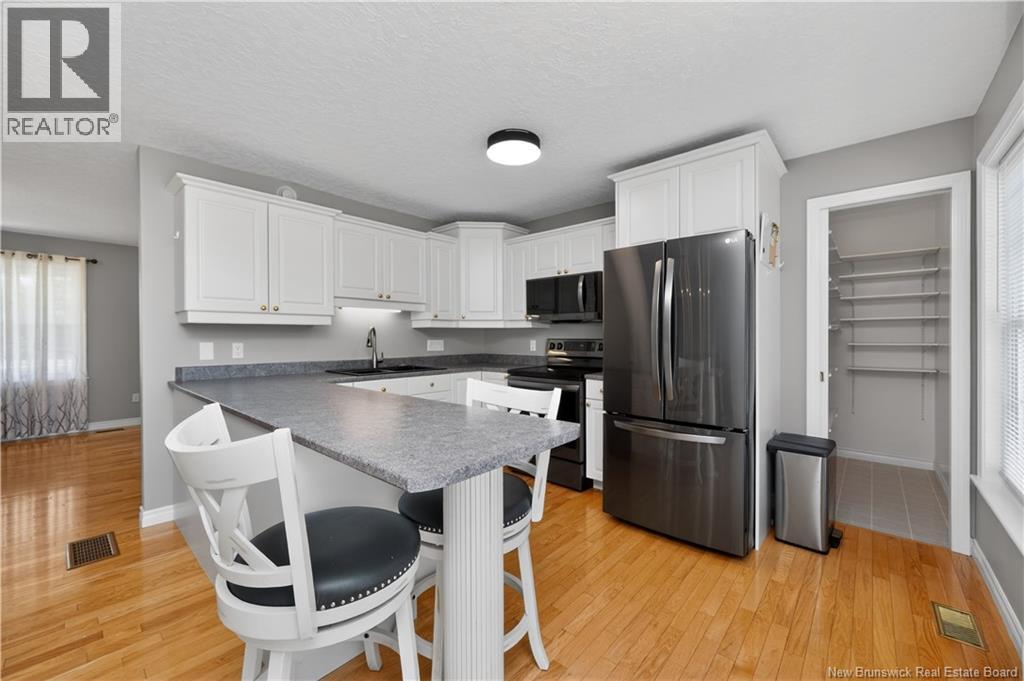 13 Maple Street - 12
