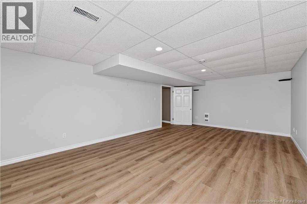 13 Maple Street - 38