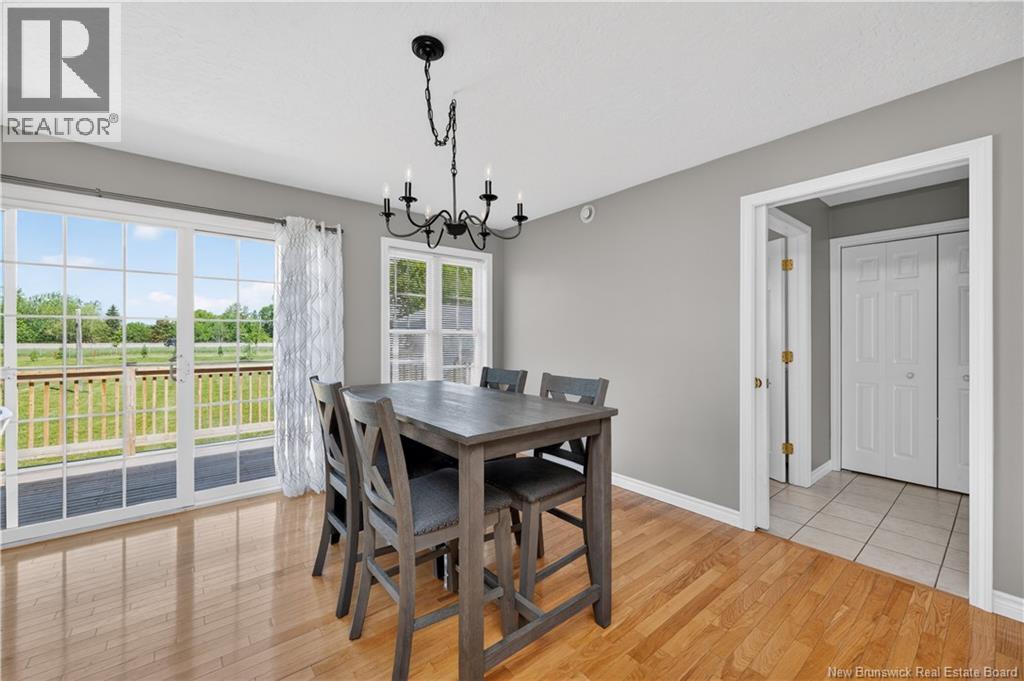 13 Maple Street - 5