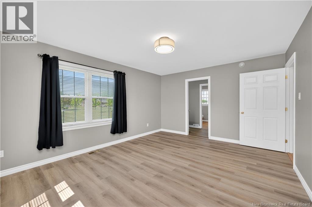 13 Maple Street - 22