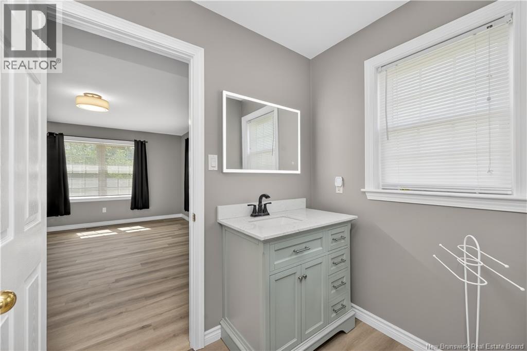 13 Maple Street - 23
