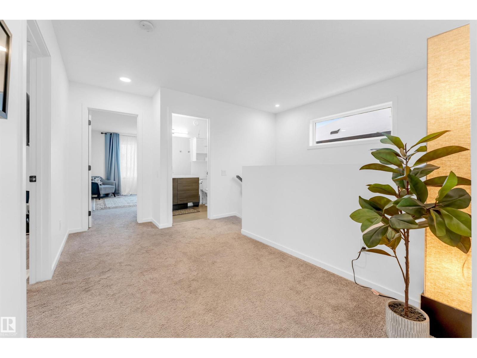 6203 47 AV — photo 36