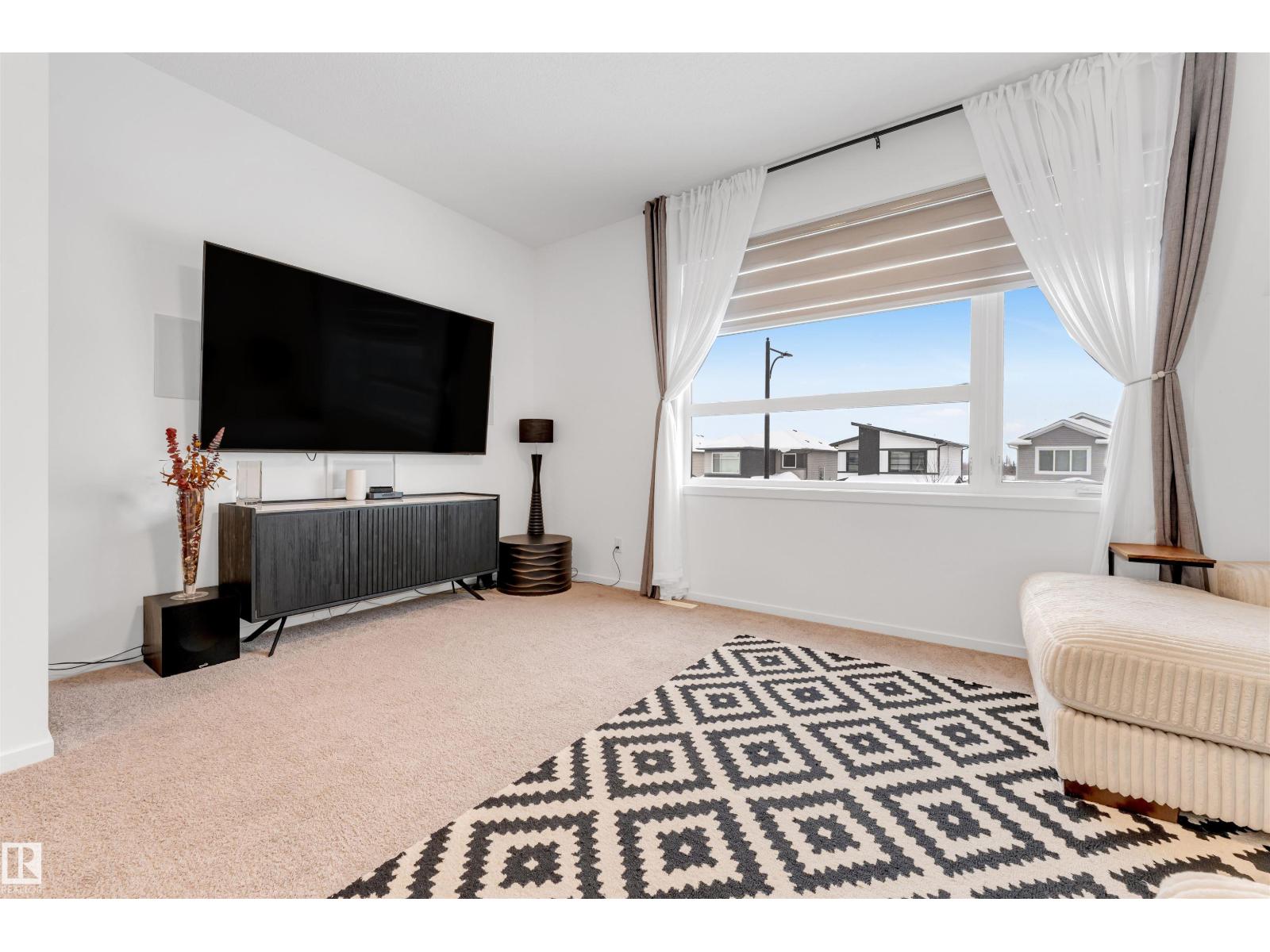 6203 47 AV — photo 40