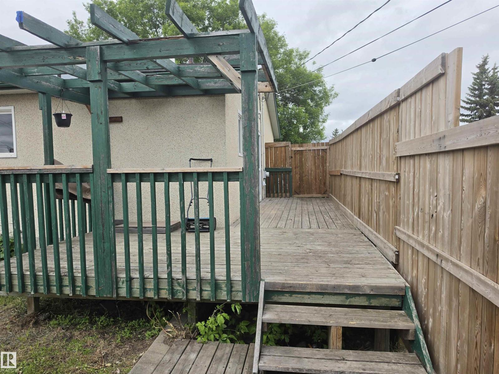 4923 51 AV — photo 20