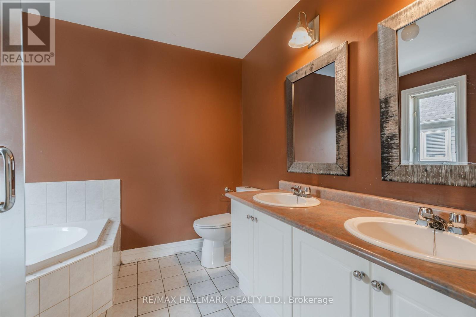 241 FEATHERSTONE ROAD - 16