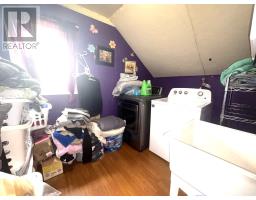 46 Washington Street thumbnail 14