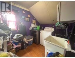 46 Washington Street thumbnail 18
