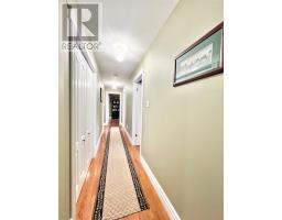 18 Harmsworth Drive thumbnail 32