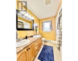 18 Harmsworth Drive thumbnail 33