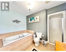18 Harmsworth Drive thumbnail 40