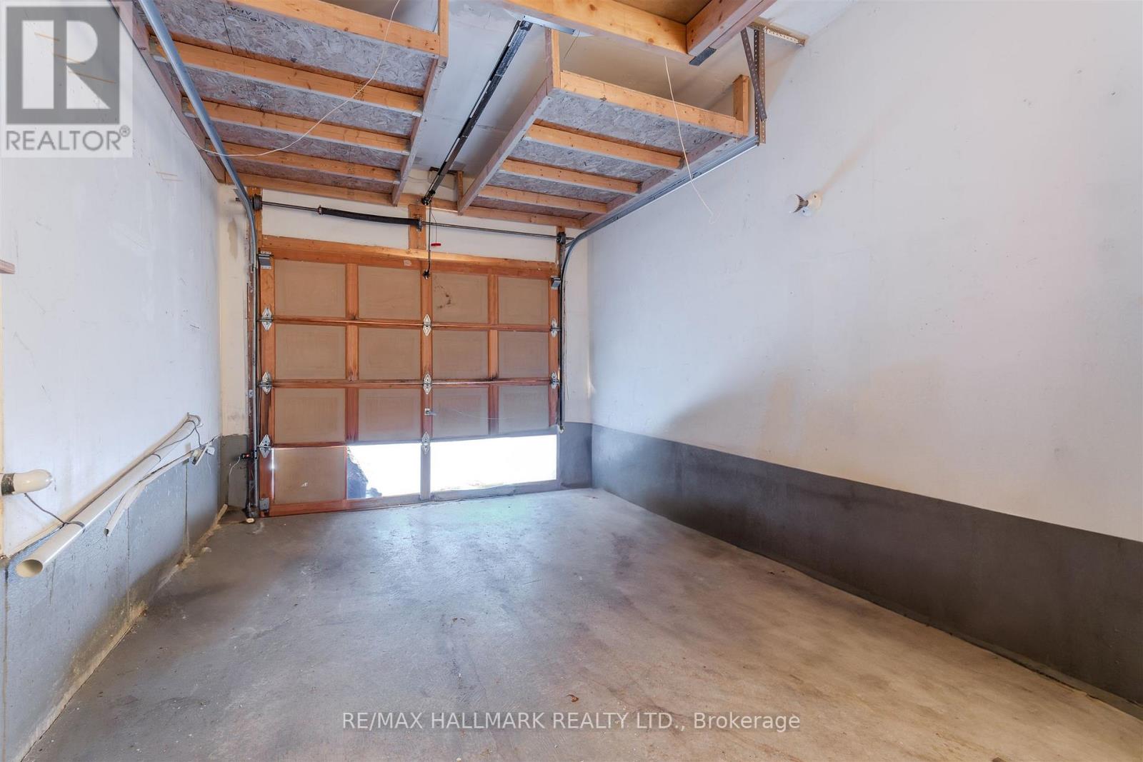 241 FEATHERSTONE ROAD - 31