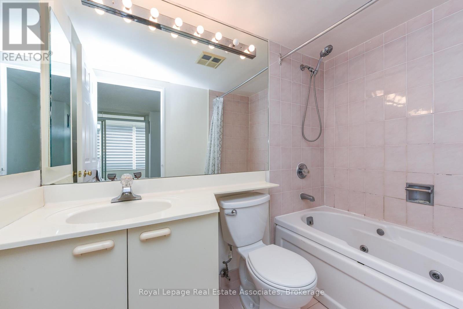 #501 55 ELM DRIVE W - 20
