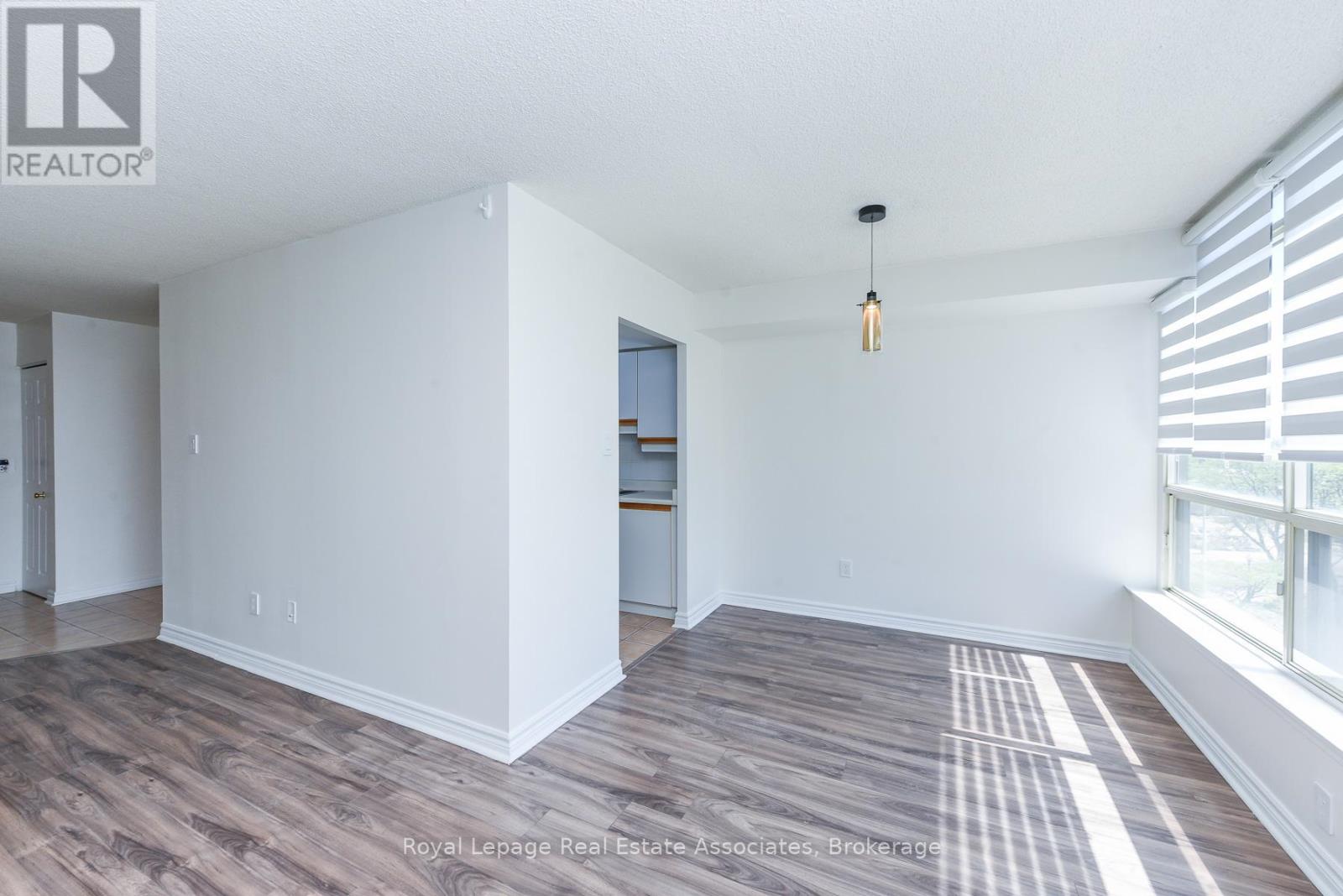 #501 55 ELM DRIVE W - 13