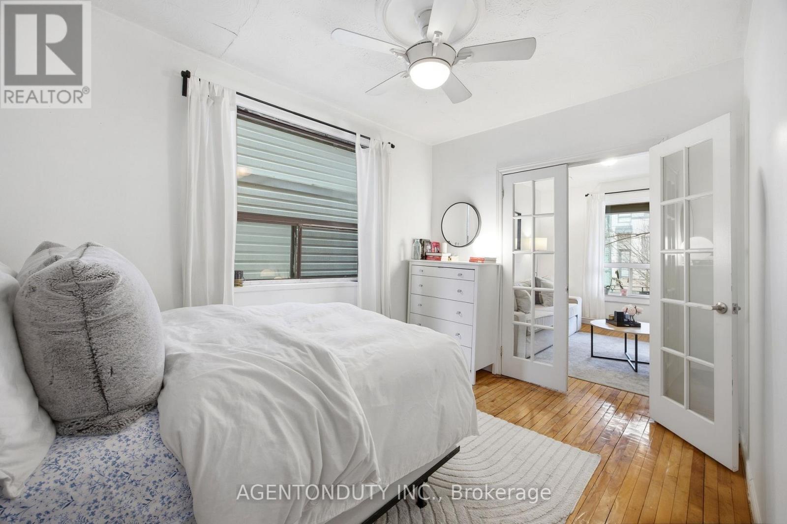51 PERTH AVENUE - 6
