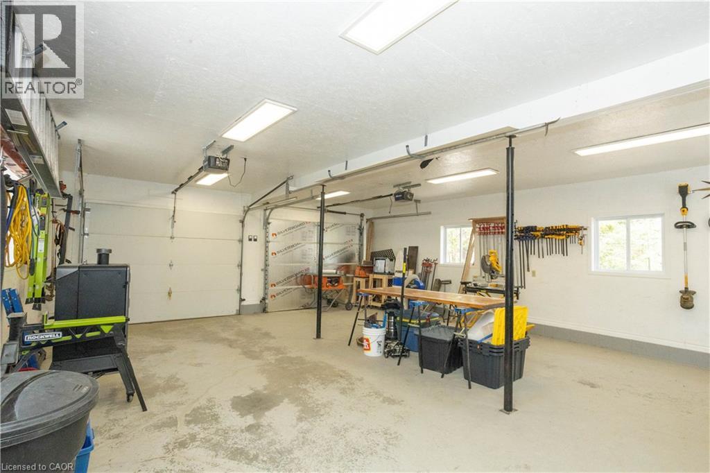 611 CLEAR LAKE Drive - 36