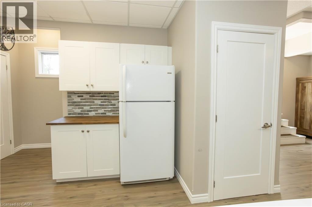 611 CLEAR LAKE Drive - 22