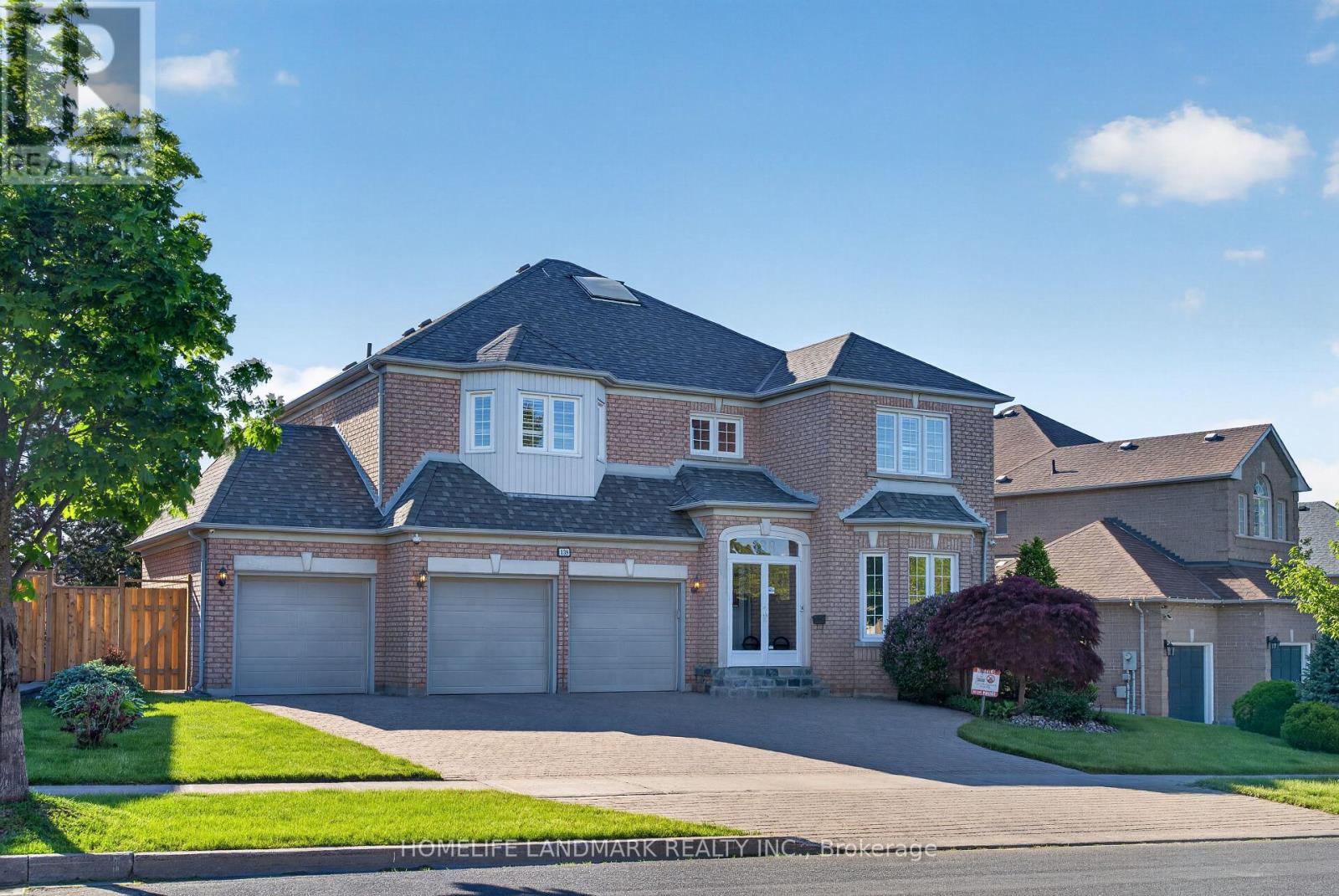138 TEA ROSE STREET - 1