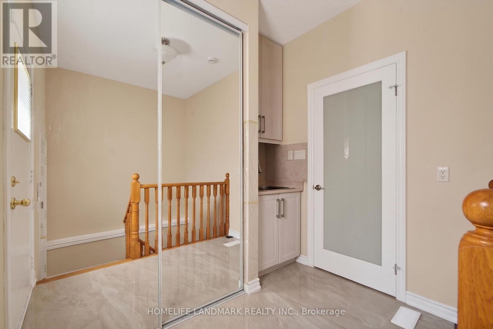 138 TEA ROSE STREET - 12