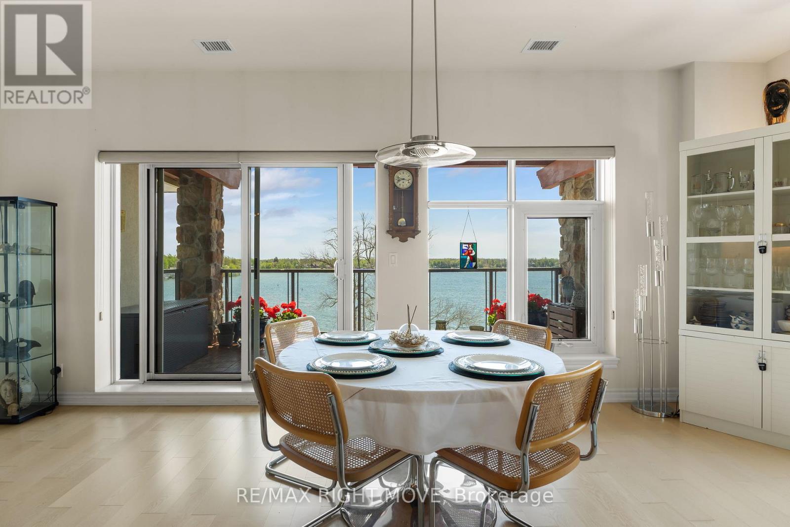 #402 80 ORCHARD POINT ROAD - 19