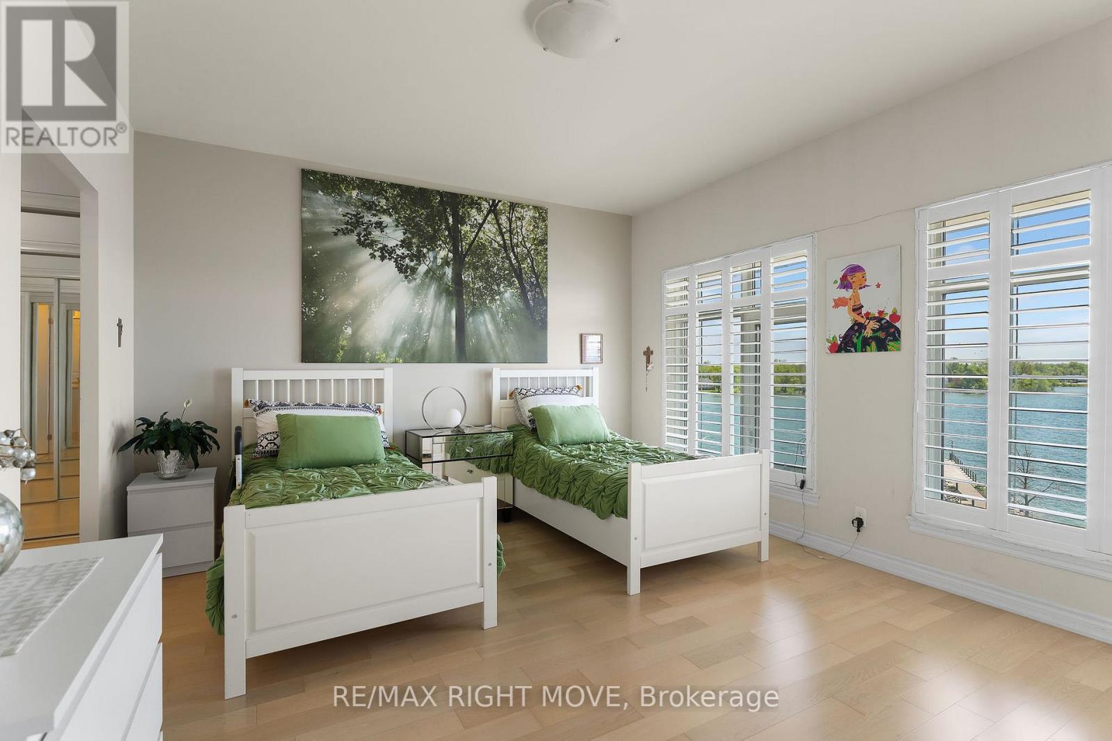 #402 80 ORCHARD POINT ROAD - 23