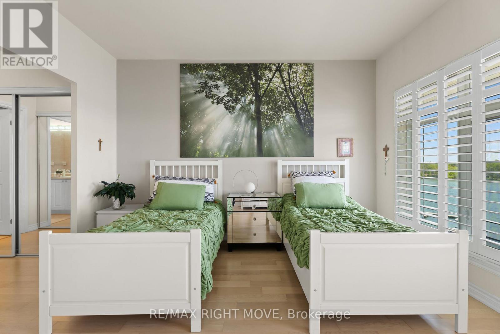 #402 80 ORCHARD POINT ROAD - 24
