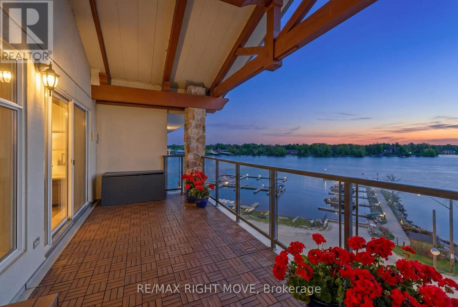 #402 80 ORCHARD POINT ROAD - 3