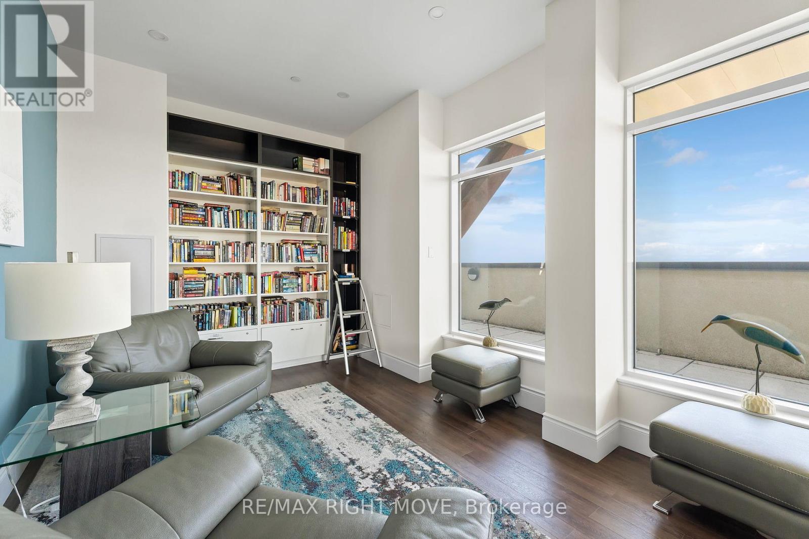 #402 80 ORCHARD POINT ROAD - 35