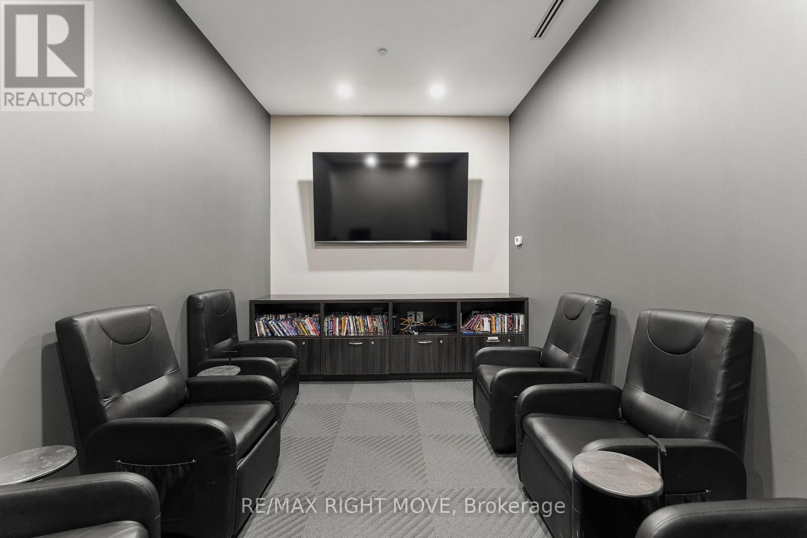 #402 80 ORCHARD POINT ROAD - 40