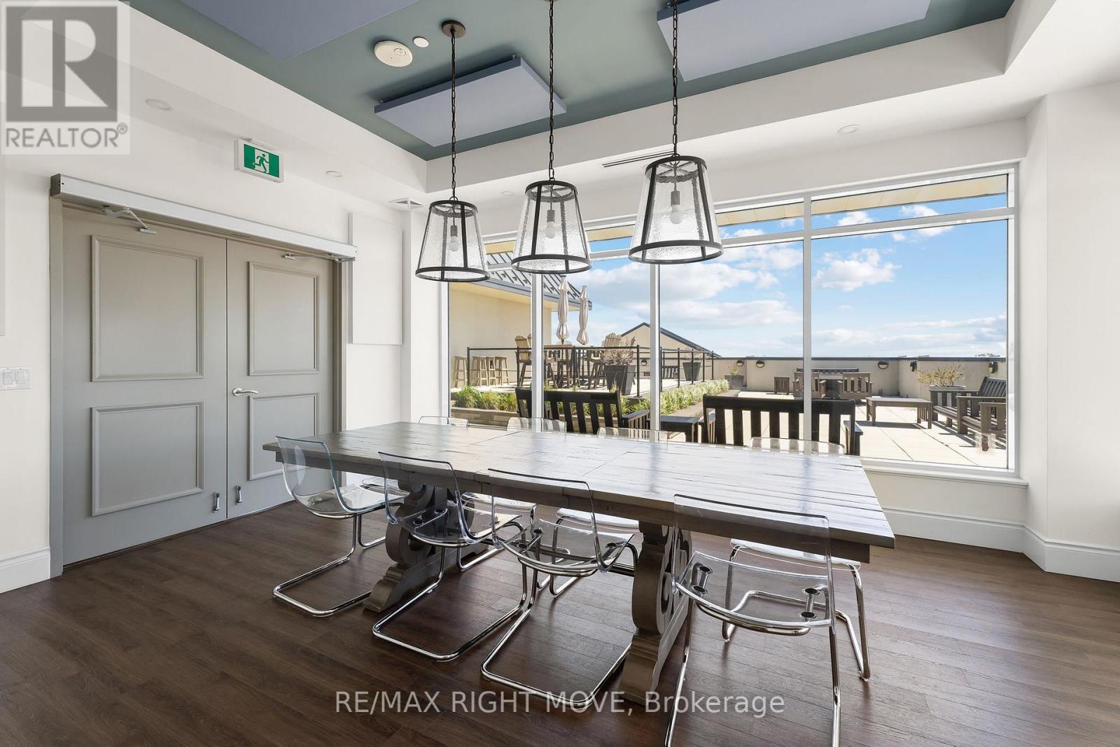 #402 80 ORCHARD POINT ROAD - 50