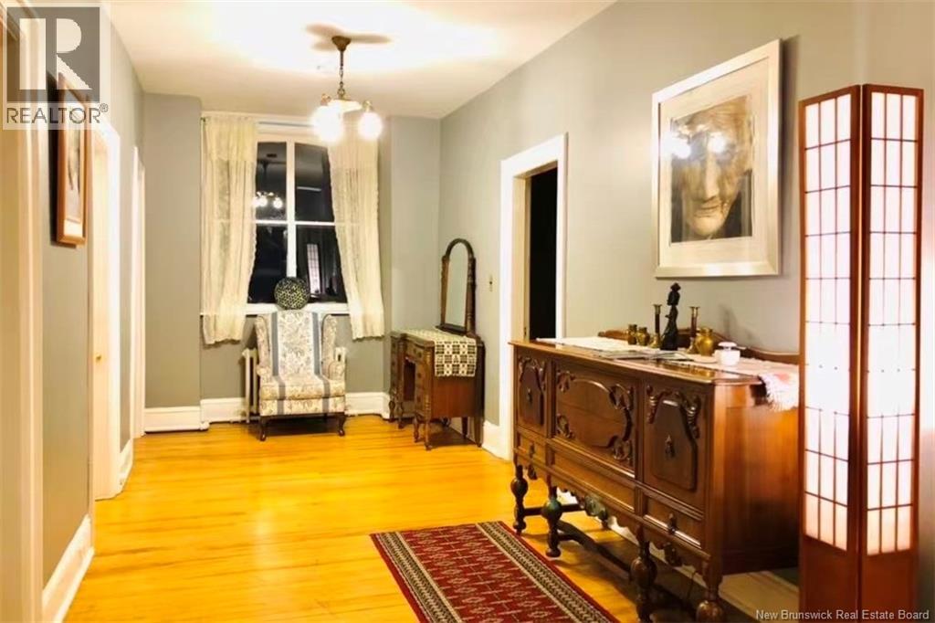 2-4 Douglas Avenue - 21