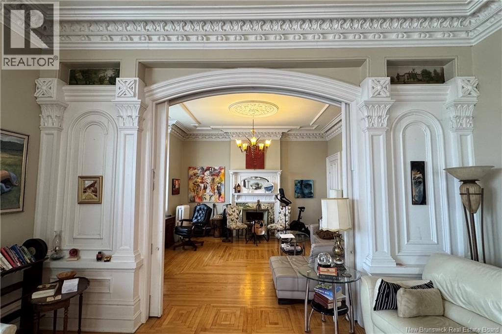 2-4 Douglas Avenue - 14