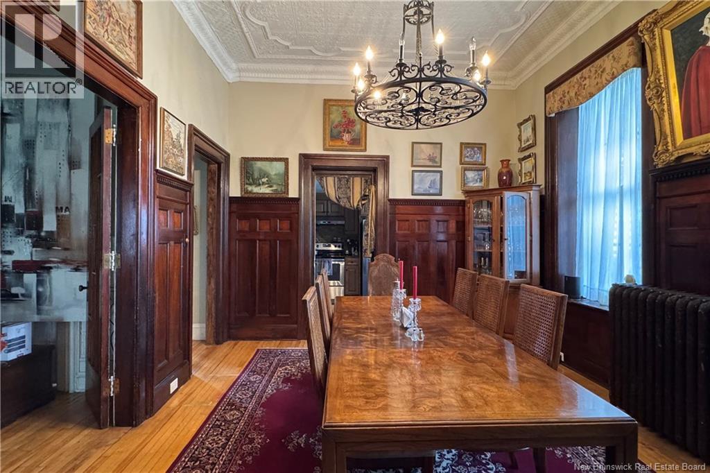 2-4 Douglas Avenue - 18