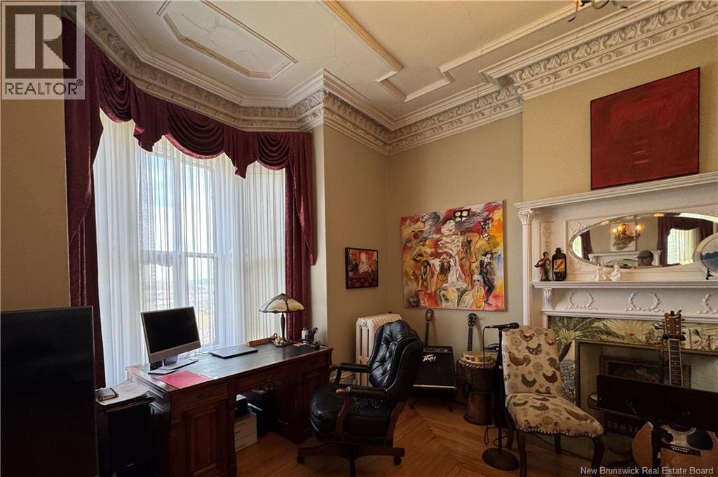 2-4 Douglas Avenue - 12