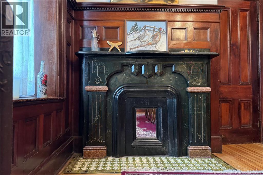 2-4 Douglas Avenue - 19