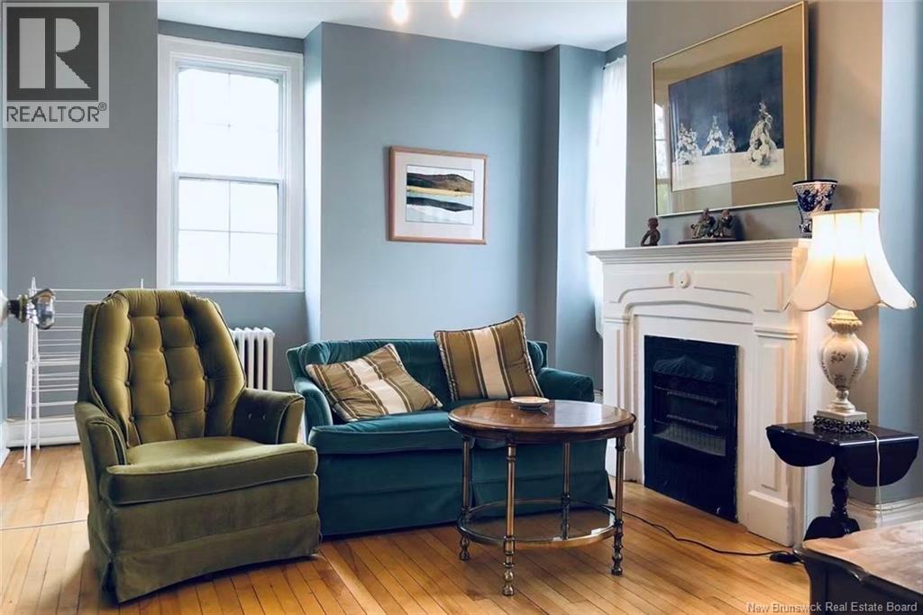 2-4 Douglas Avenue - 37