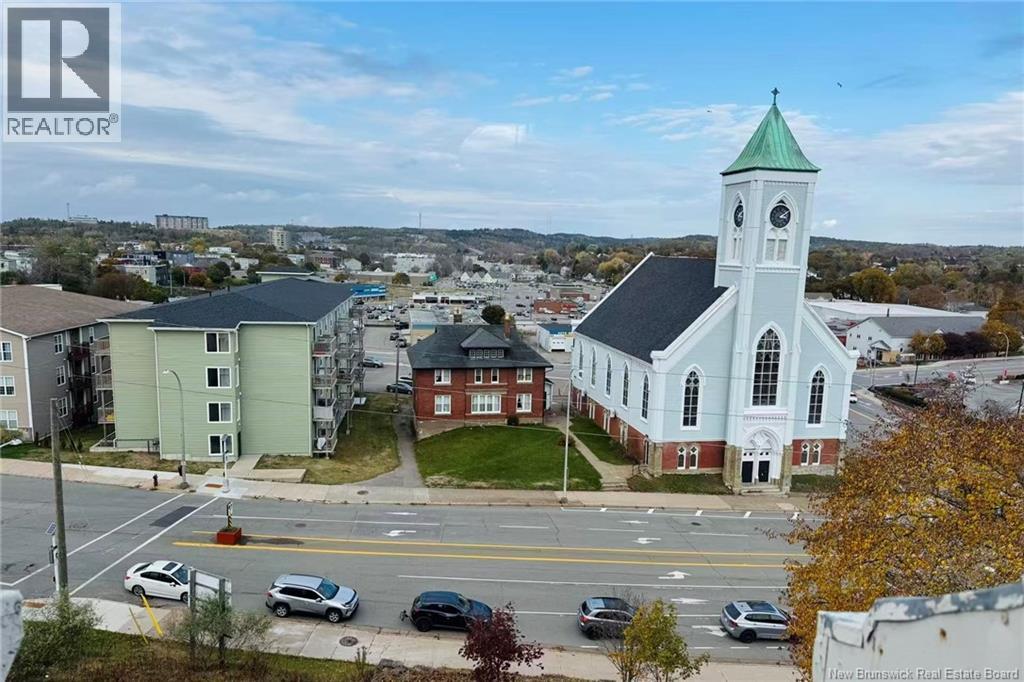 2-4 Douglas Avenue - 47