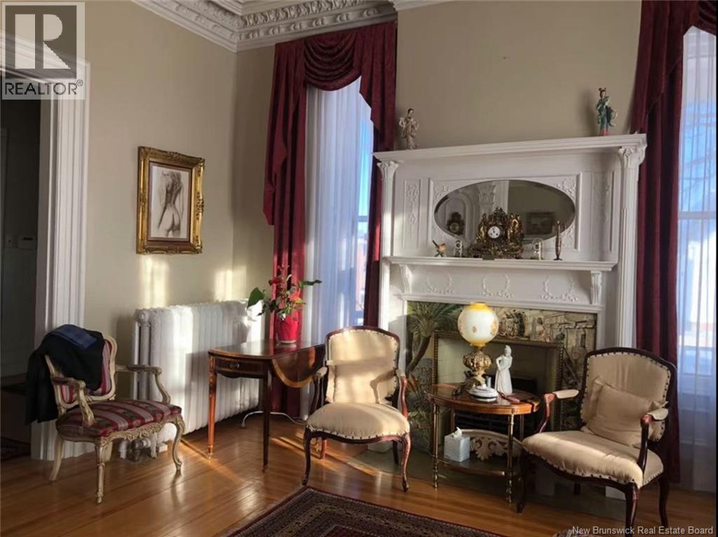 2-4 Douglas Avenue - 26