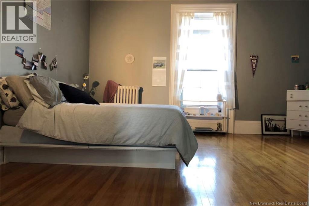 2-4 Douglas Avenue - 34