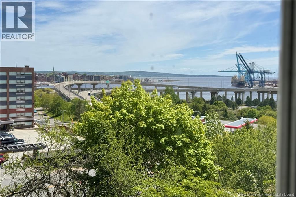 2-4 Douglas Avenue - 48