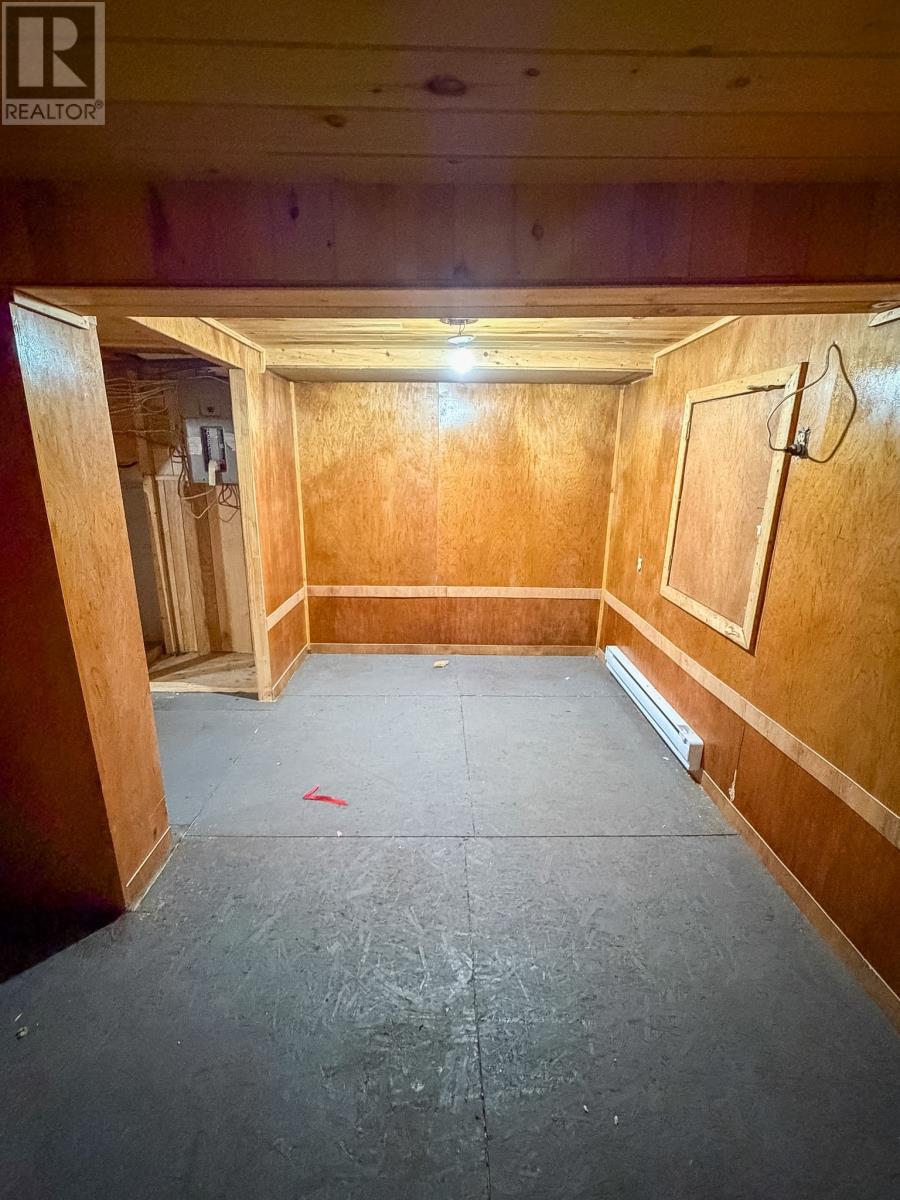81 Brook Street - 32