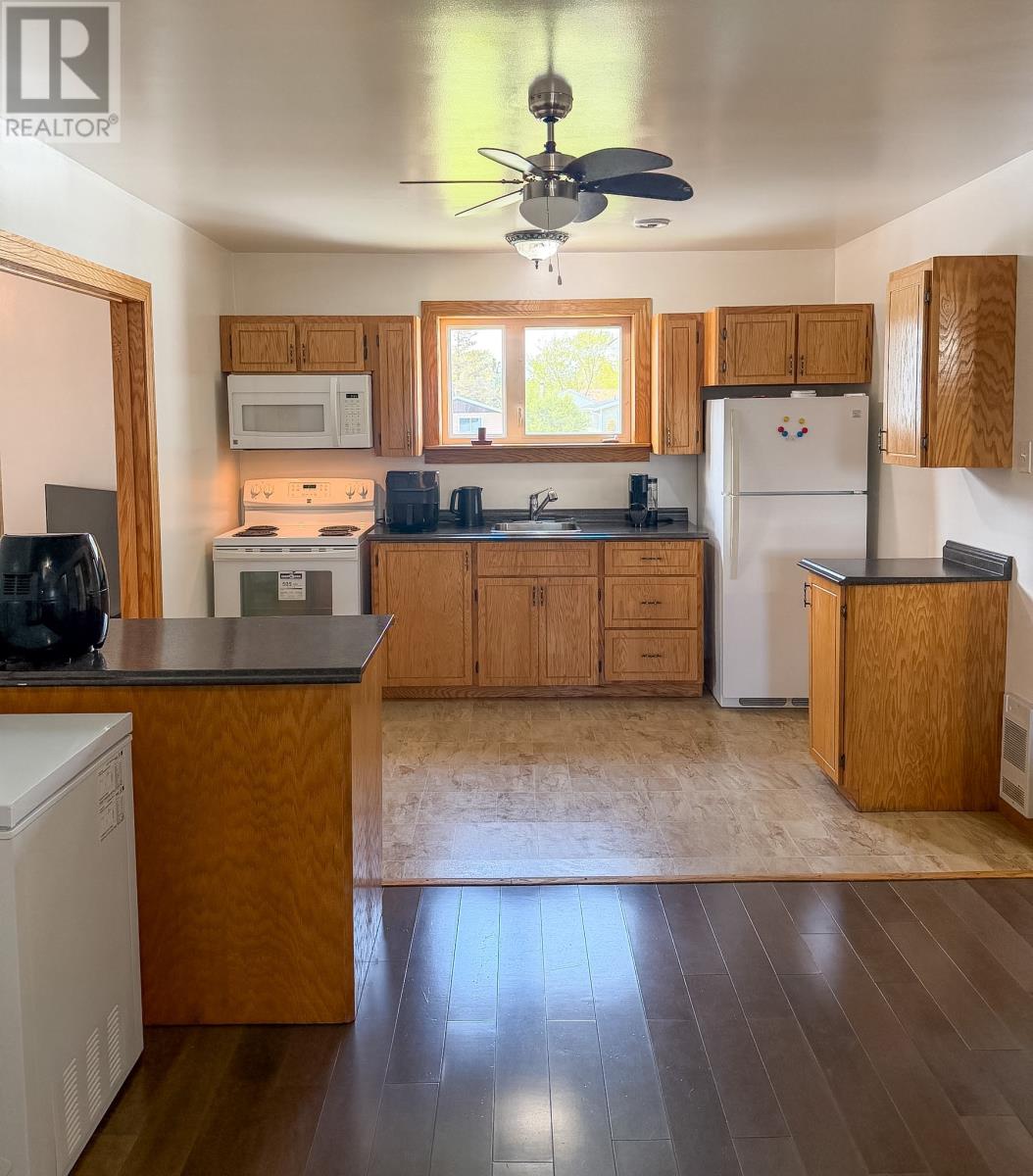 81 Brook Street - 4