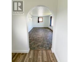 81 Brook Street thumbnail 22