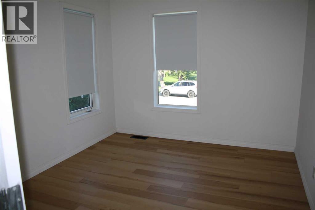 2114 22 Street — photo 22