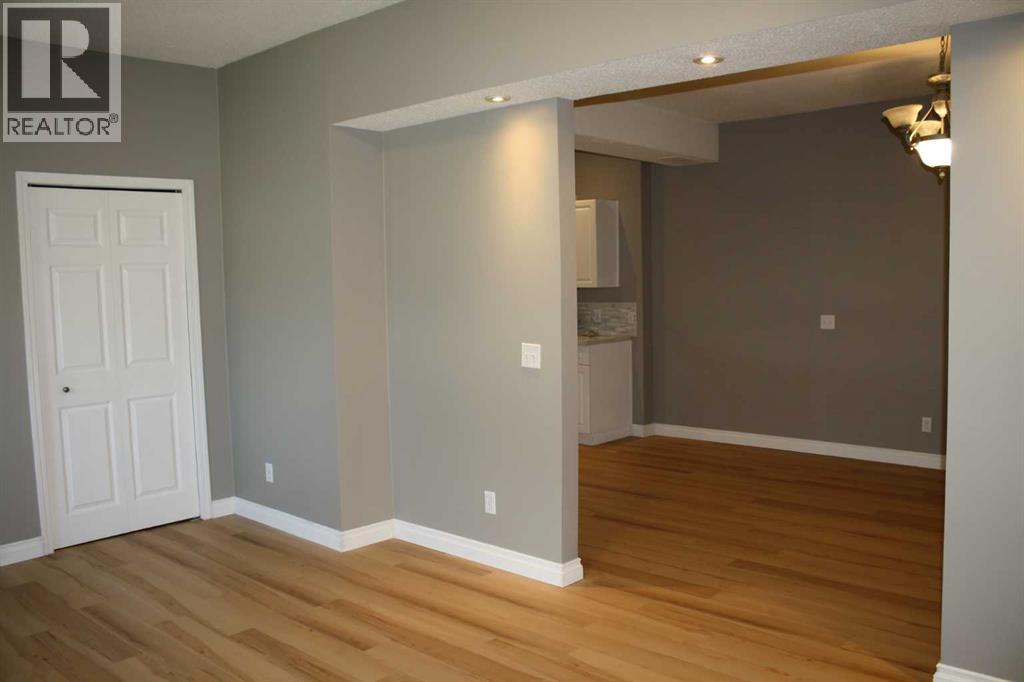 2114 22 Street - photo 4