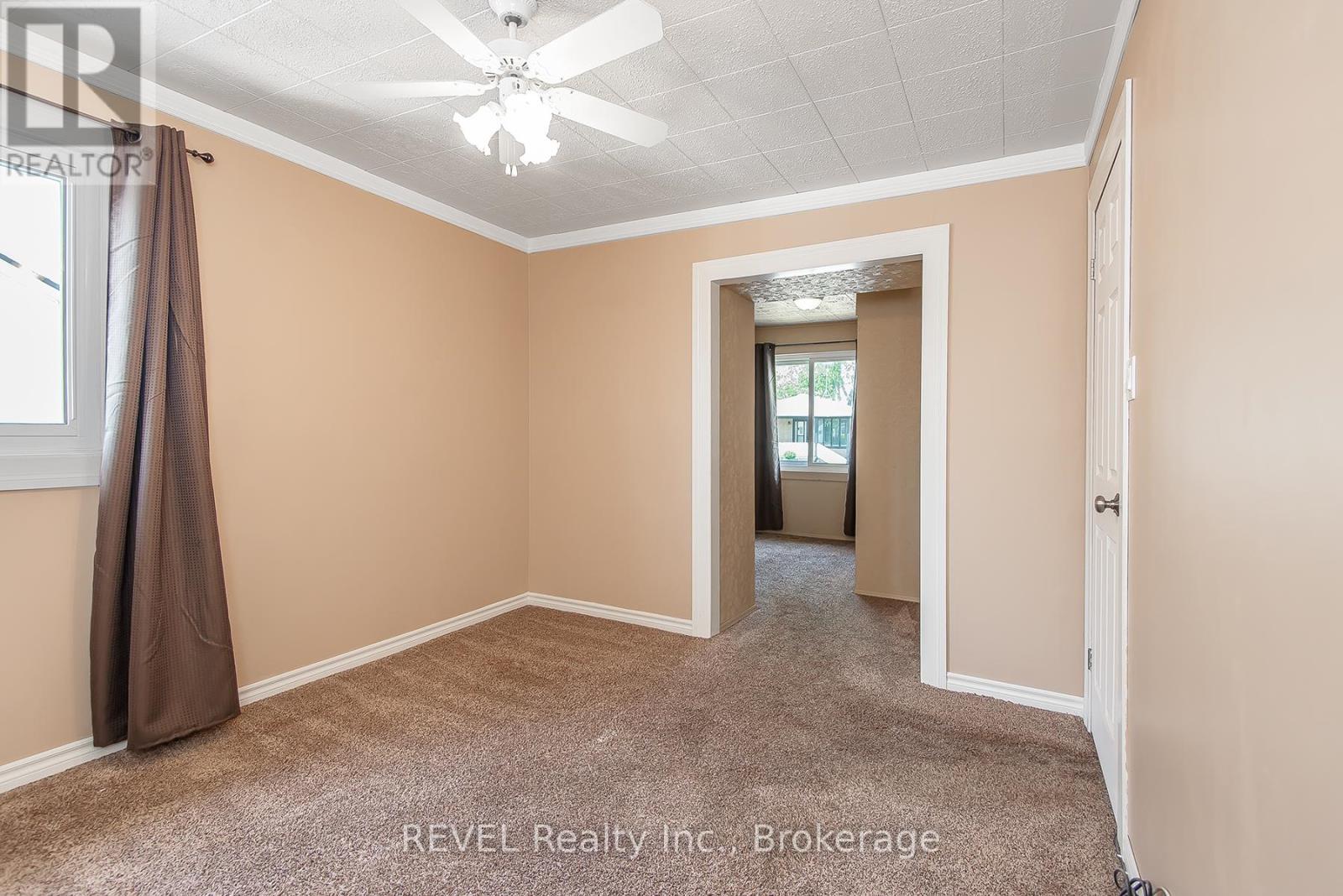 373 HENNEPIN AVENUE - 15